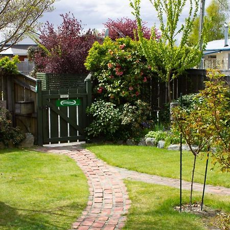 Twizel Central Studio Accommodation Extérieur photo