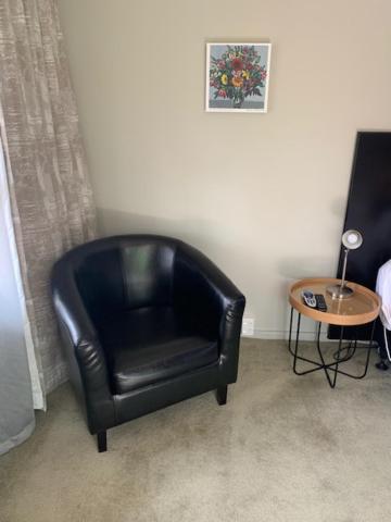 Twizel Central Studio Accommodation Extérieur photo